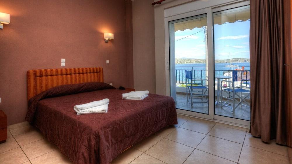 Hotel Apanema Vivari