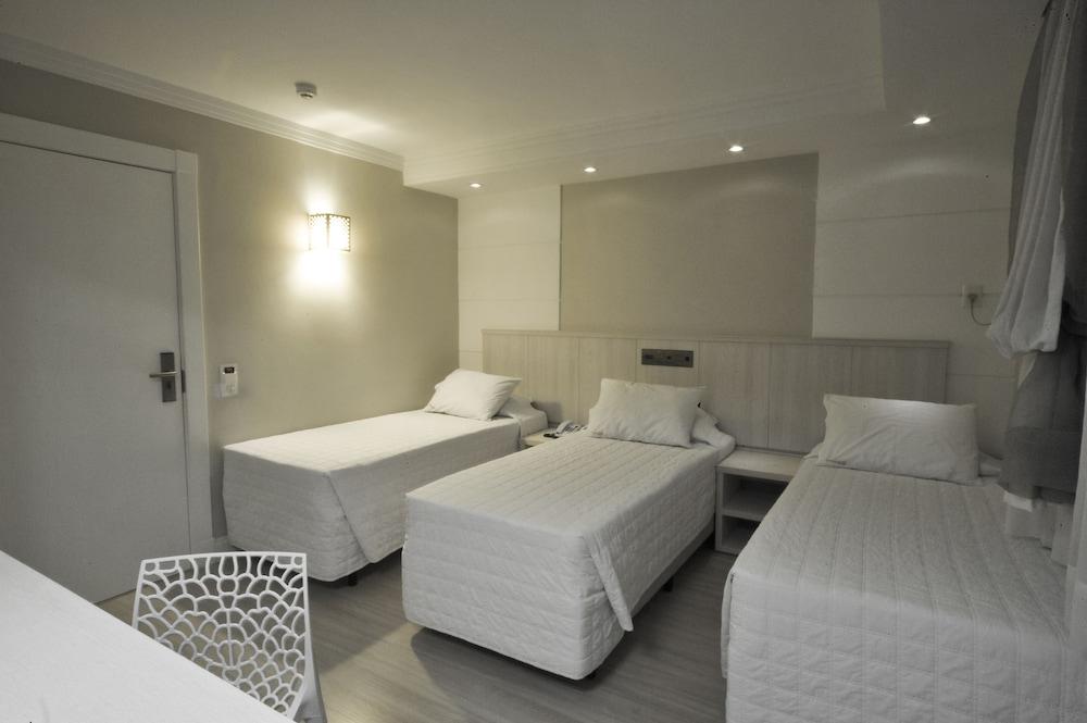 Hotel Marimar The Place