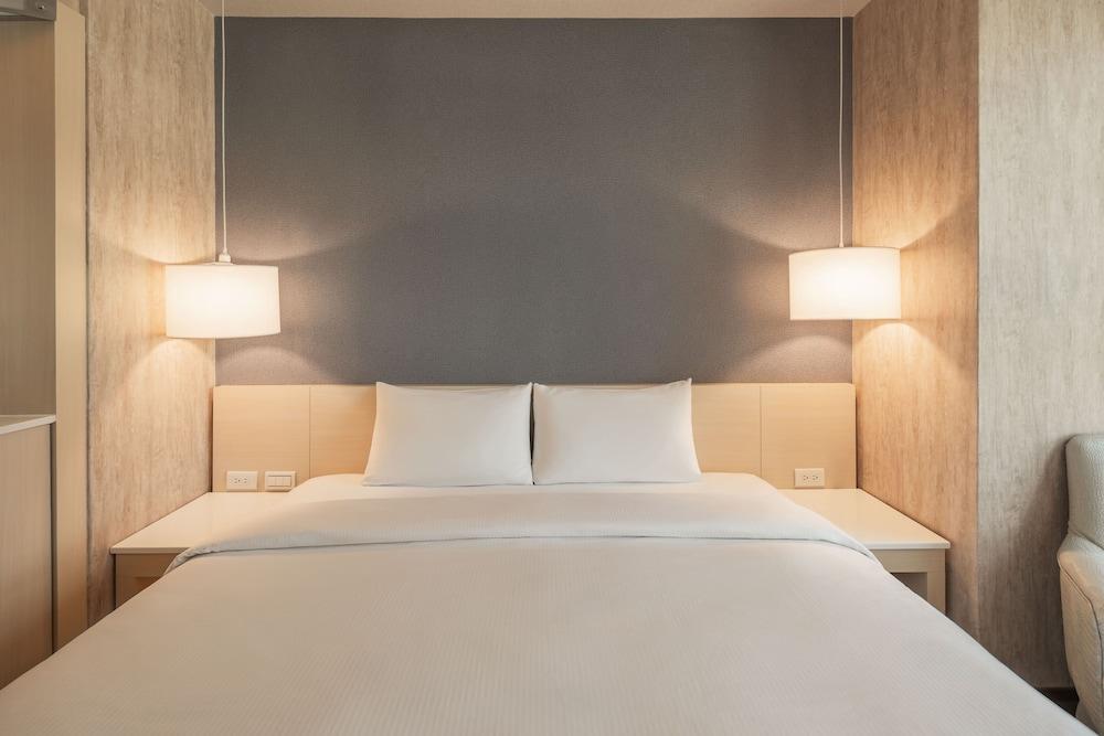 Kindness Hotel Glory Pier