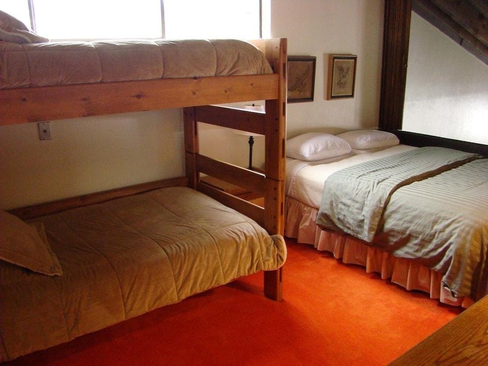 Rio Hondo Condominiums