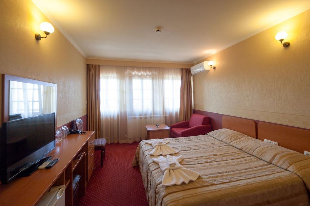 Park Hotel Sevastokrator