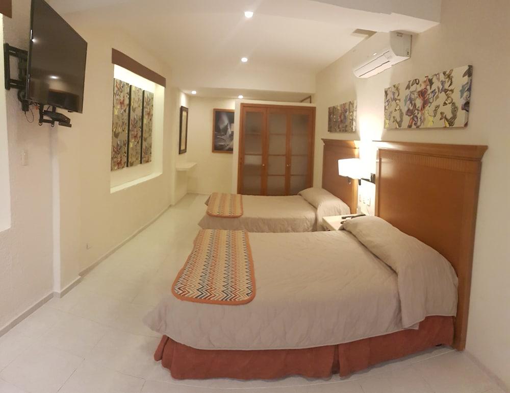 Hotel & Suites Nader