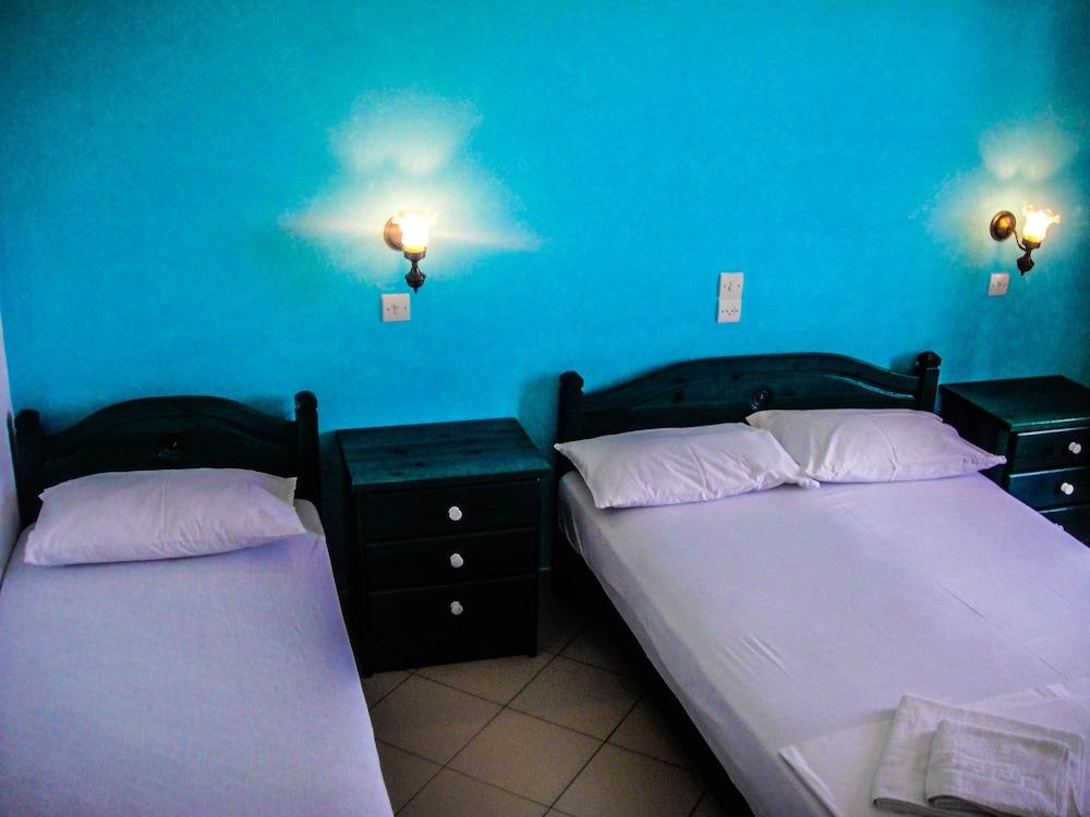 Maistrali Studios & Apartments