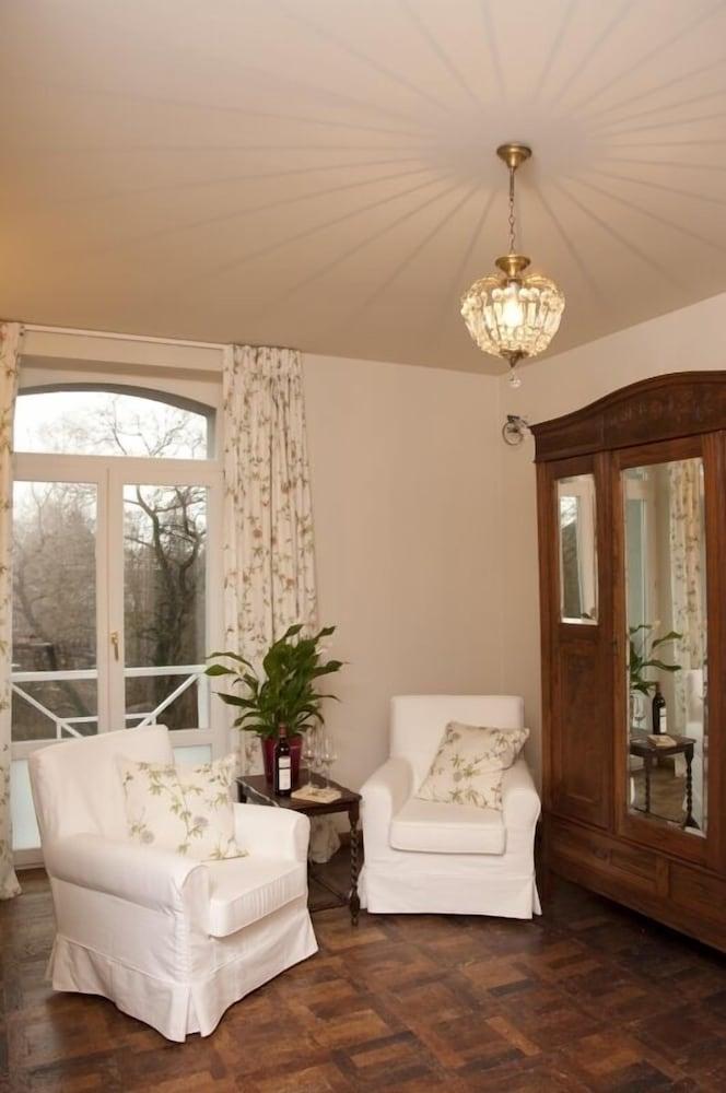 La Maison De Maître