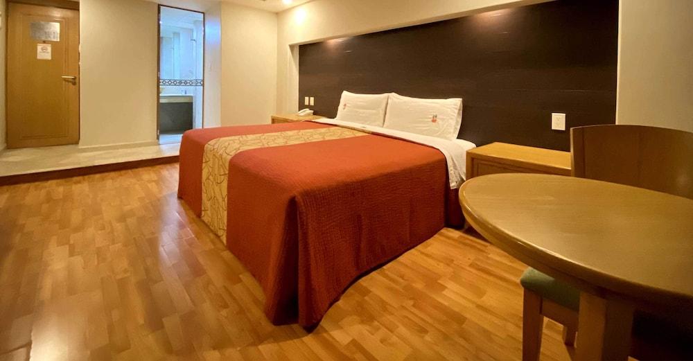 Hotel Lord - Adults Only