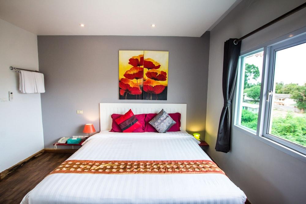 Queen Boutique Hotel