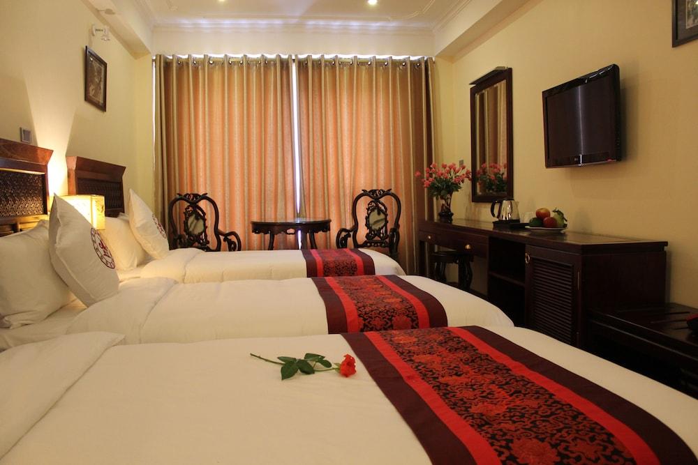 Classic Street Hotel