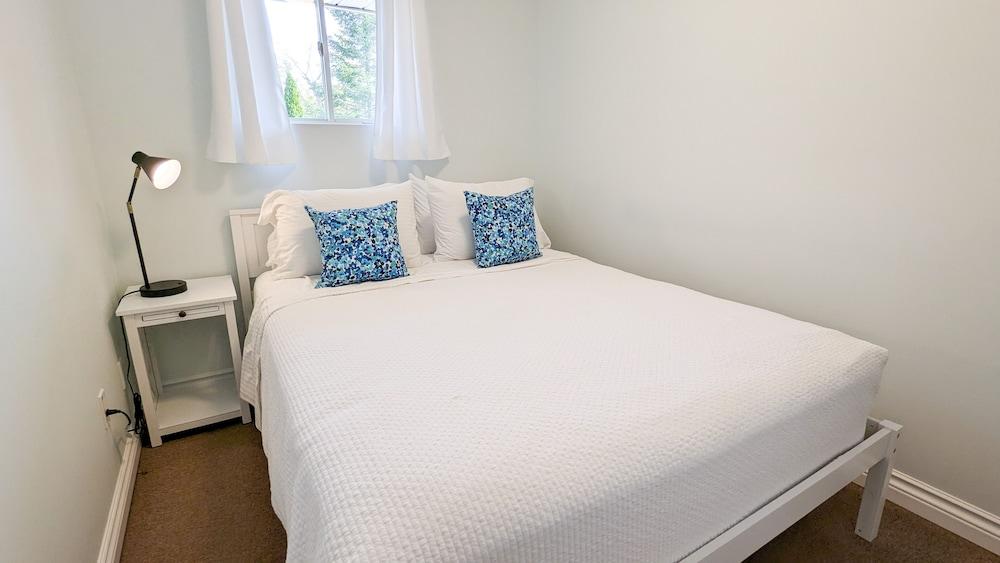 Oasis by the Bay Vacation Suites