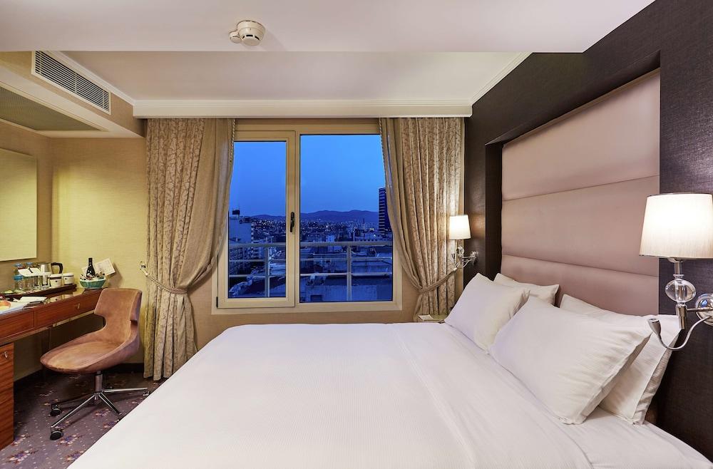 Doubletree By Hilton Hotel Izmir - Alsancak