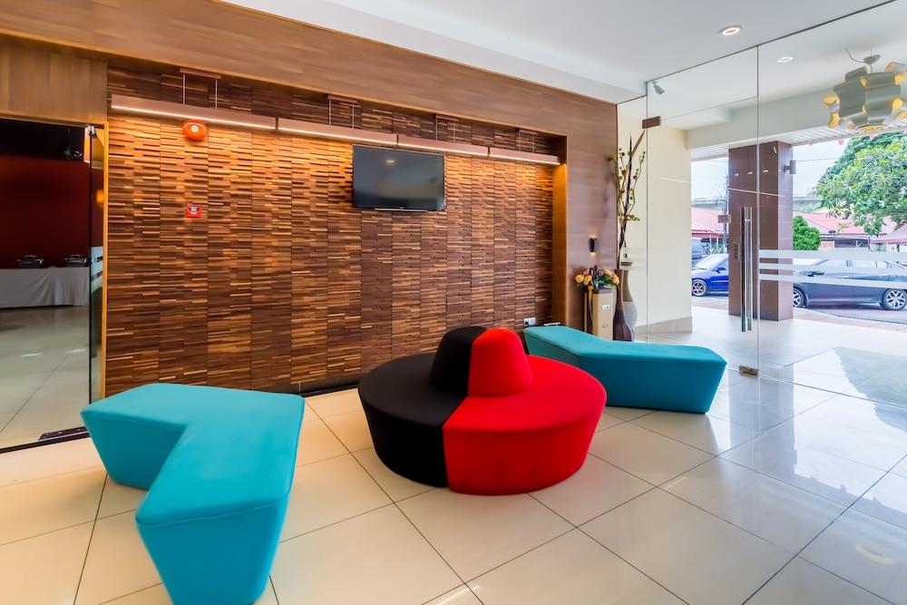 Dolphin Hotel, Chow Kit Kuala Lumpur