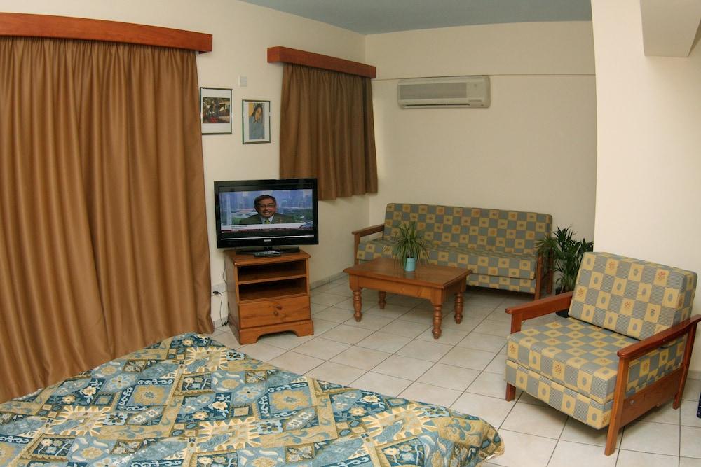 Palm Sea Beach Holiday Apts