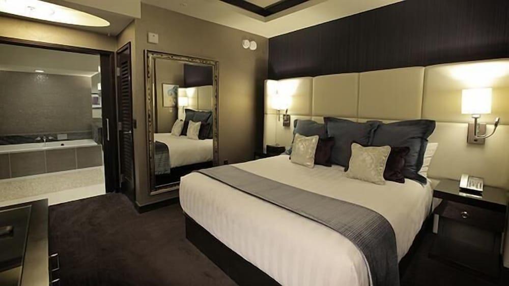 Viejas Casino & Willows Hotel