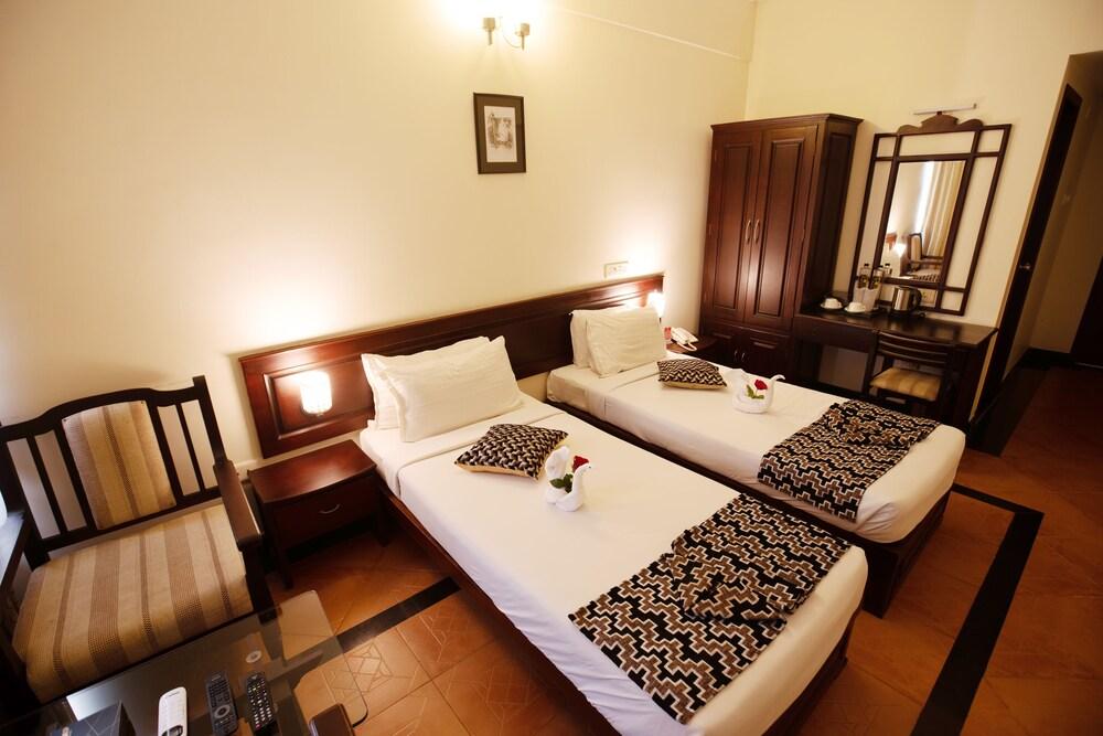 Hotel Afrad International