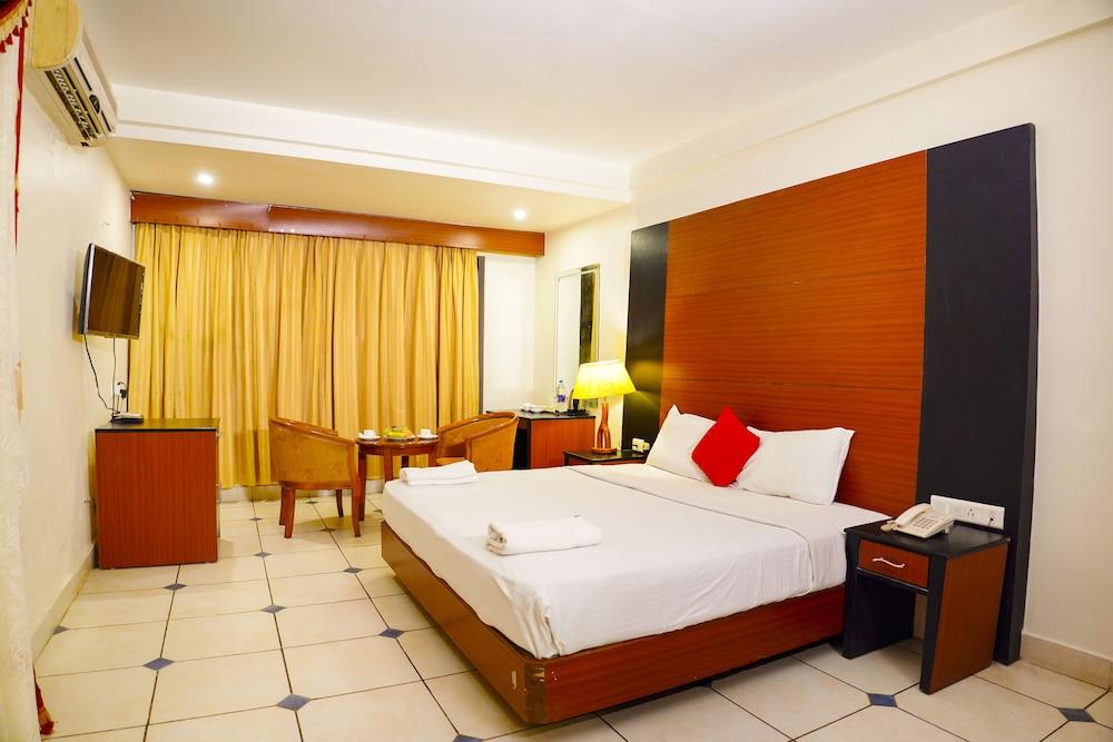 Emarald Ayurvedic Resort