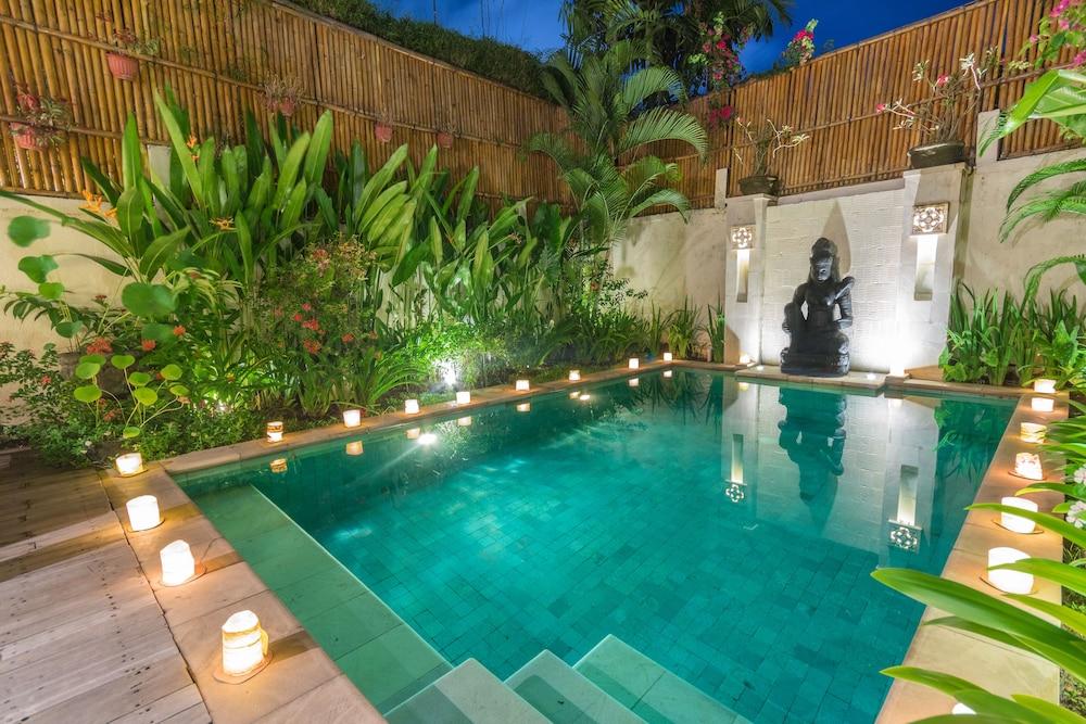Villa Seriska Seminyak Bali