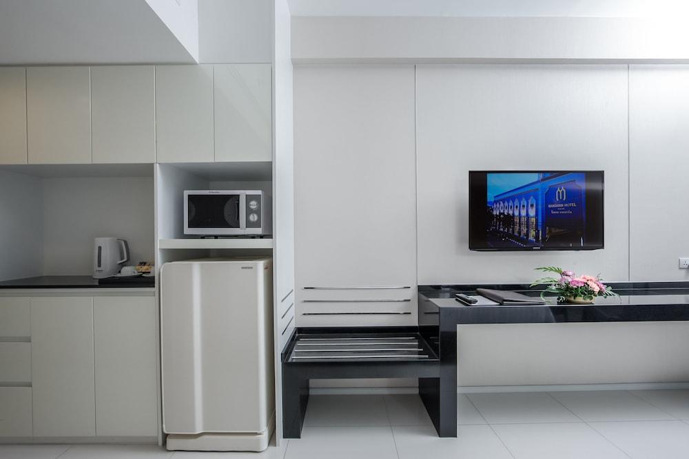 Mandarin Hotel Managed by Centre Point