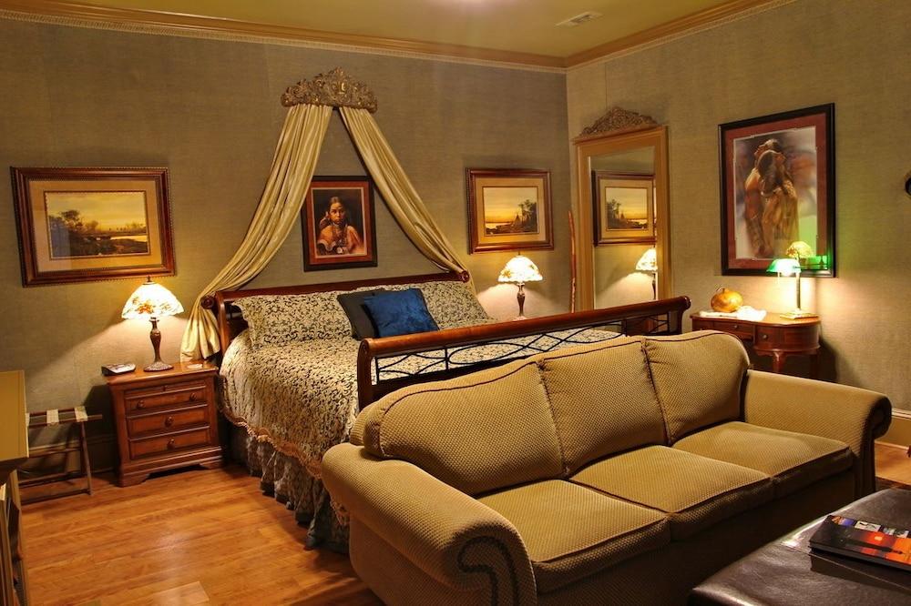 Bybee's Historic Inn