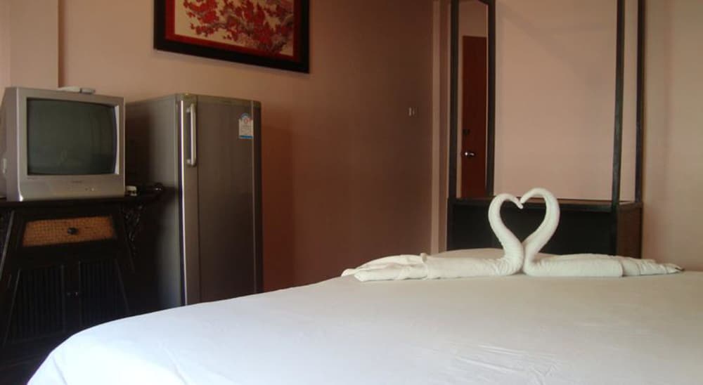 Baan Kluaymai Guesthouse