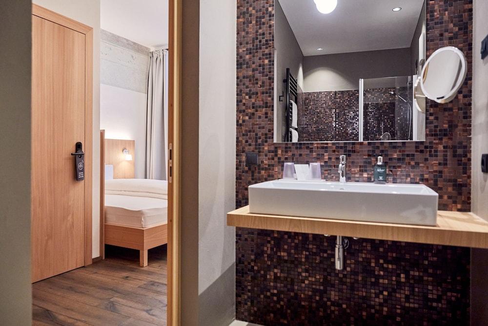 Walther von der Vogelweide