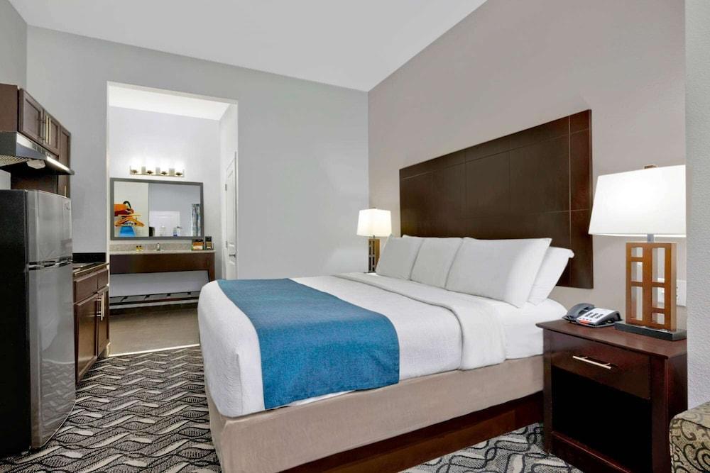 Studio 6 Pleasanton, TX