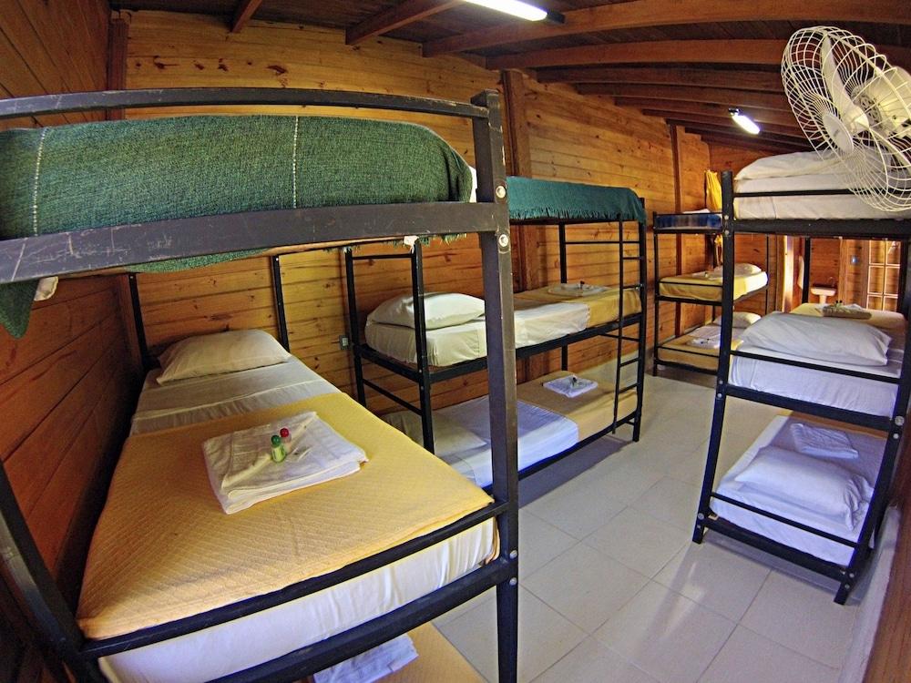 Chill Inn Eco-Suites