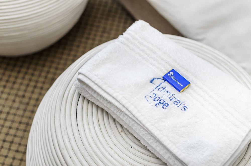 Admiral's Lodge Guest House B & B