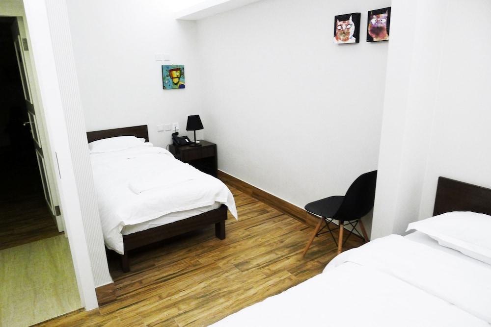 5footway.inn Project Ponte 16