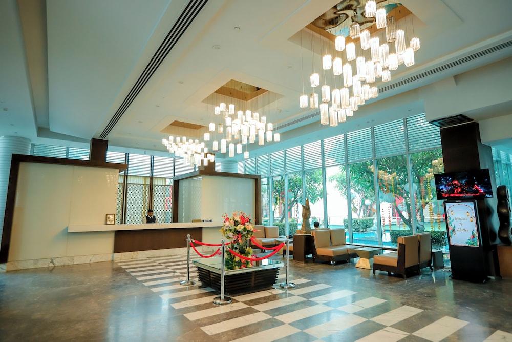 Oodles Hotel Chhattarpur South Delhi