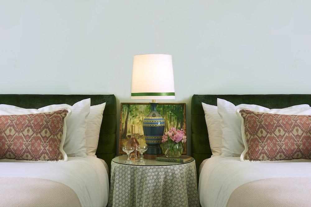 The Pontchartrain Hotel