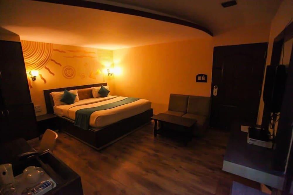 Seashell Residency & Restaurant