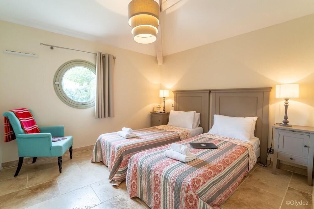 Adonis La Redorte by Olydea