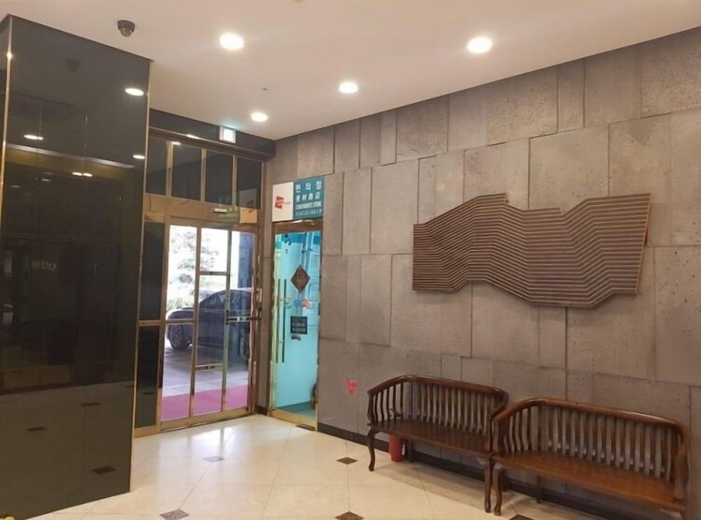 Coop City Hotel Oryu Station