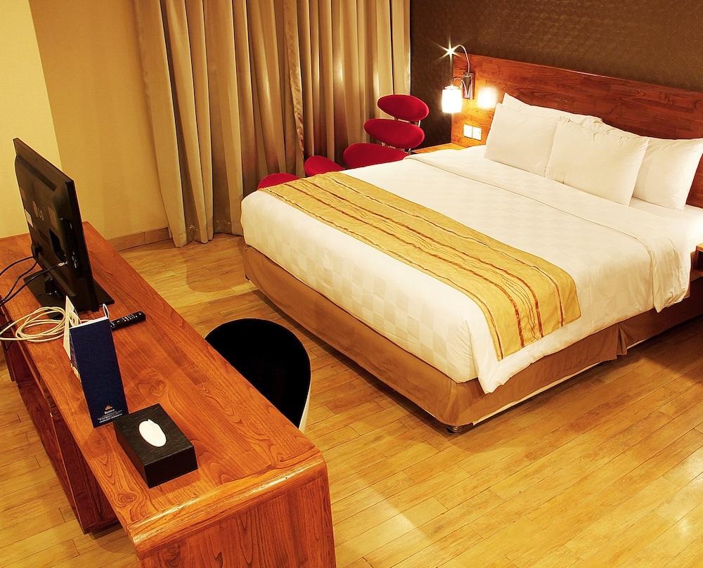 Hariston Hotel & Suites