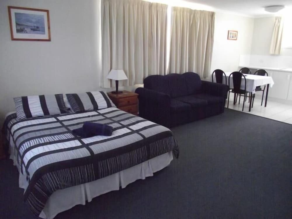 River Park Motor Inn