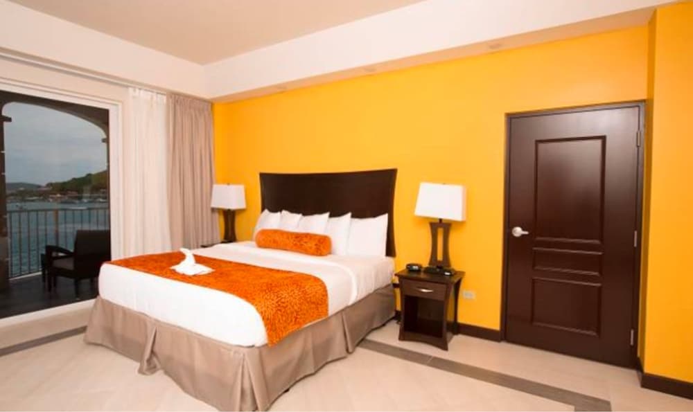 Maria's By the Sea Hotel