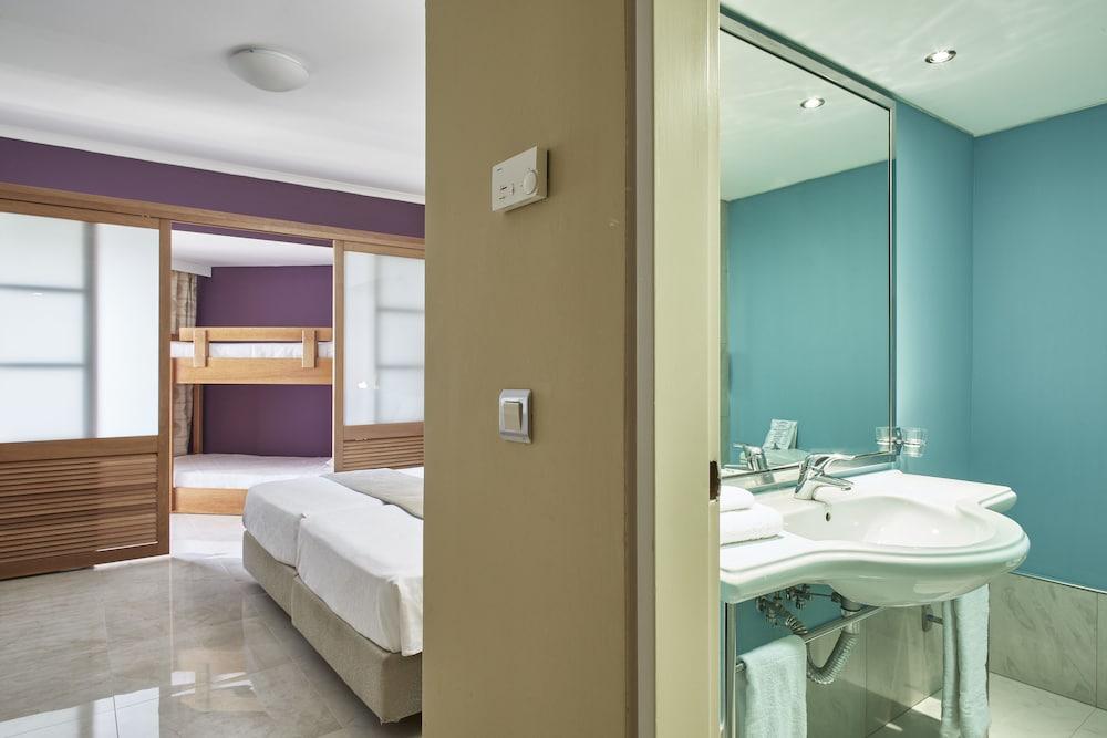 Esperides Beach Resort