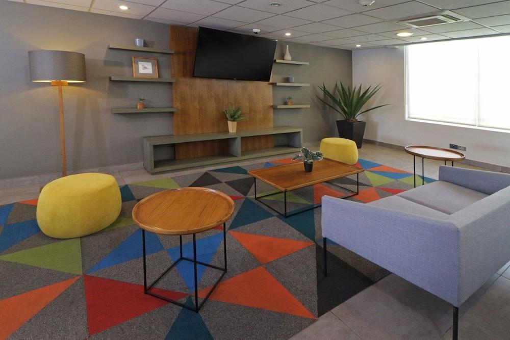 City Express by Marriott Tijuana Insurgentes