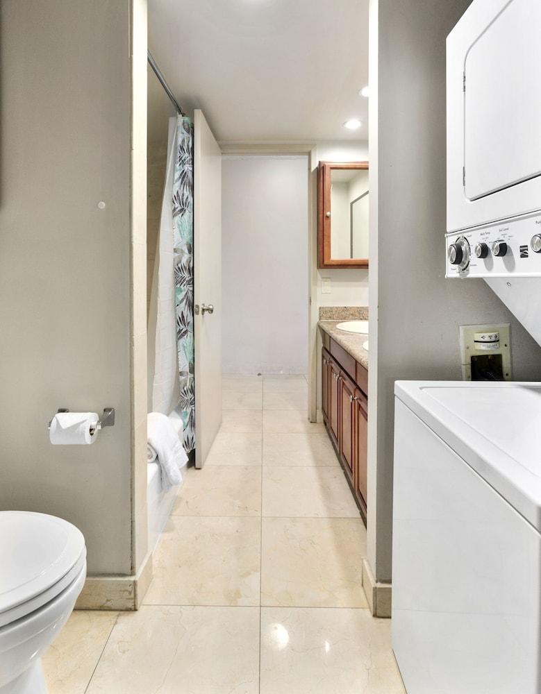 Waikiki Beach Condominiums