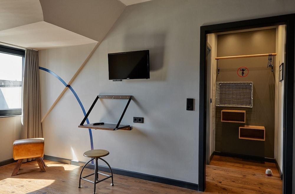 KRÖGER by Underdog Hotels