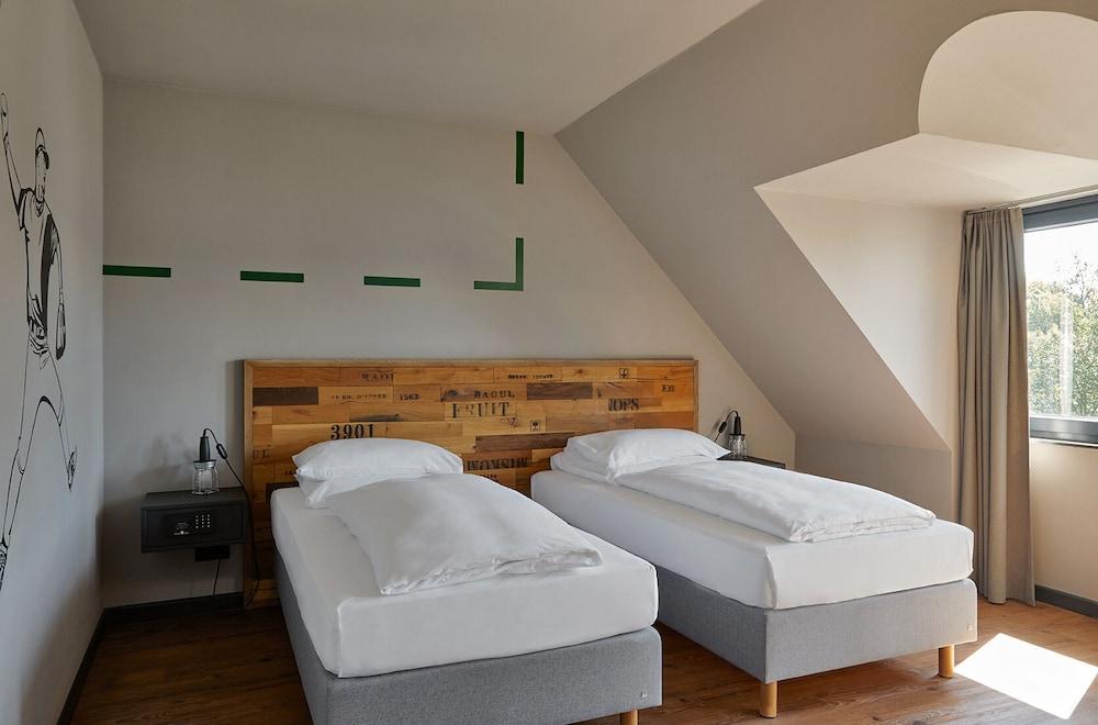 KRÖGER by Underdog Hotels