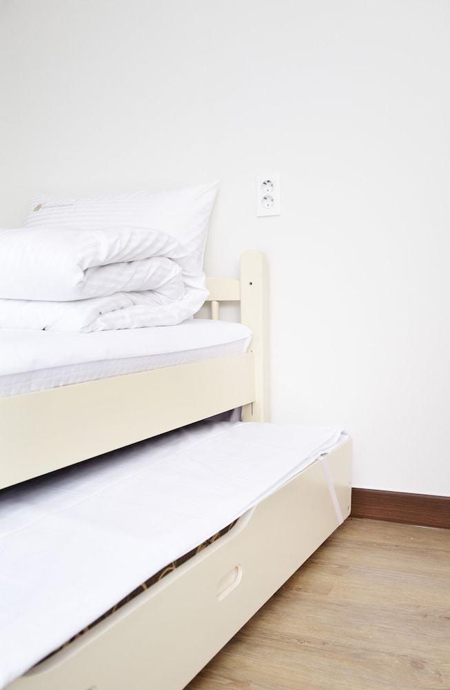 Shinchon Hongdae Guesthouse