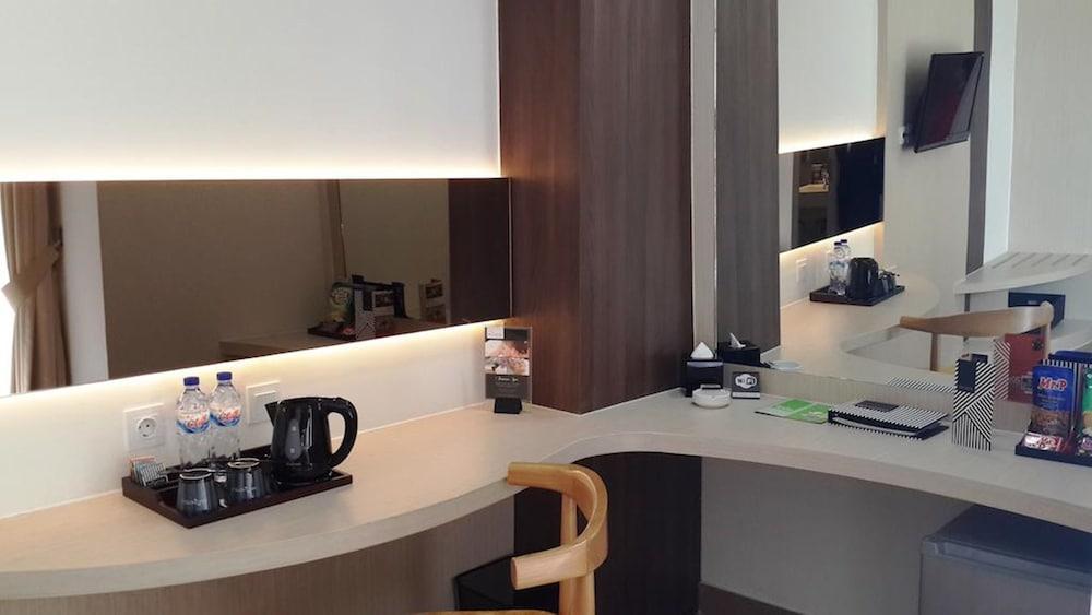 Vega Hotel Gading Serpong