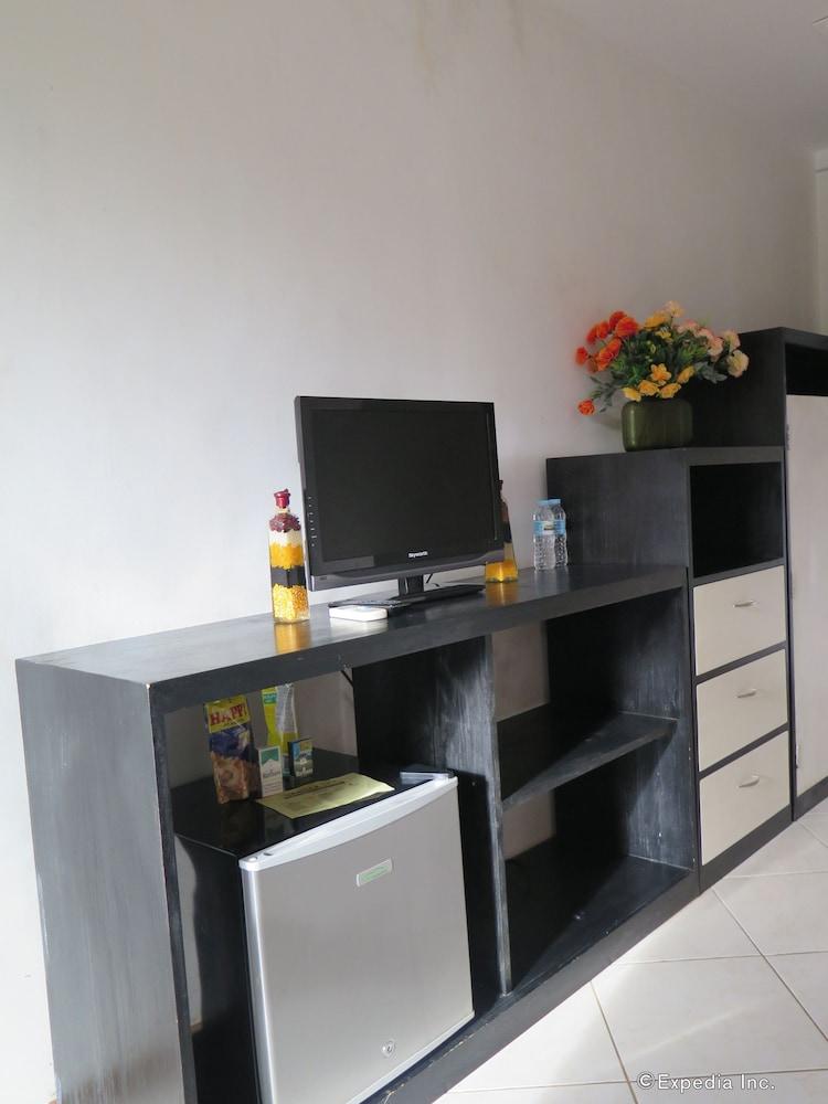 Vanilla Sky Dive Resort