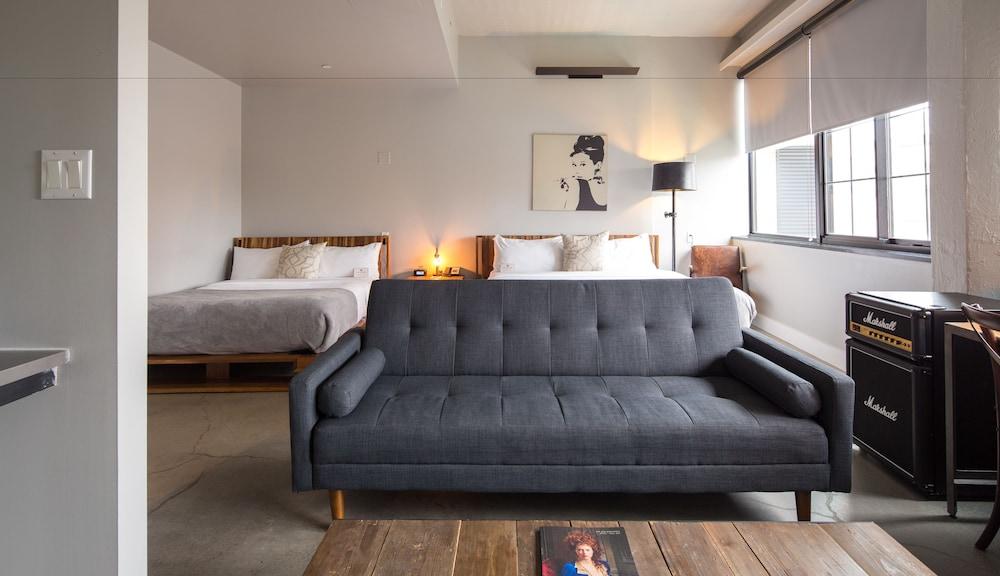 The Collective Paper Factory