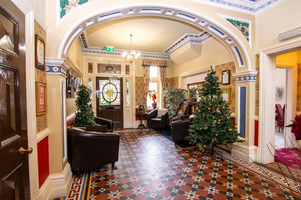 Trivelles Park Hotel