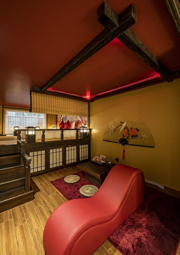 Me Gustas Love Hotel