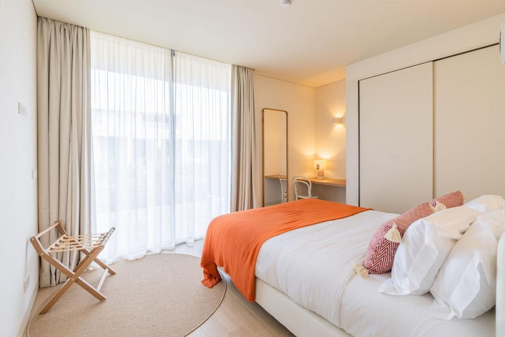 White Shell Beach Villas