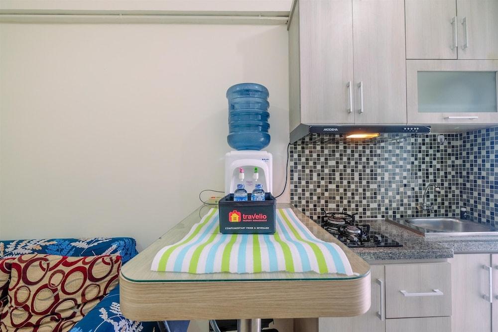 Comfort Green Pramuka 2BR Apartment