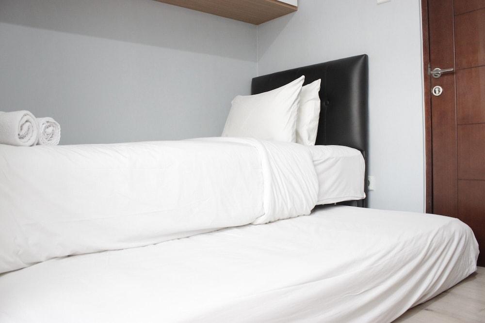 Deluxe & Cozy 3BR at Gateway Pasteur Apartment