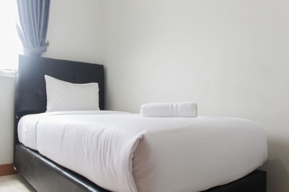 Comfort and Stylish 2BR at Grand Palace Kemayoran Apartment